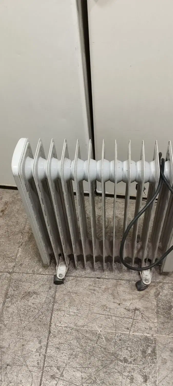 رادیاتور شوفاژ برقی سالم سالم بشر گرما هم فن دار|آبگرمکن، پکیج، شوفاژ|مشکین‌دشت, |دیوار