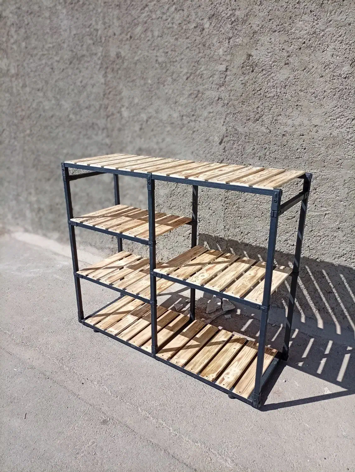 کافی بار رگال استند|کتابخانه، شلف، قفسه‌های دیواری|خمینی‌شهر, |دیوار