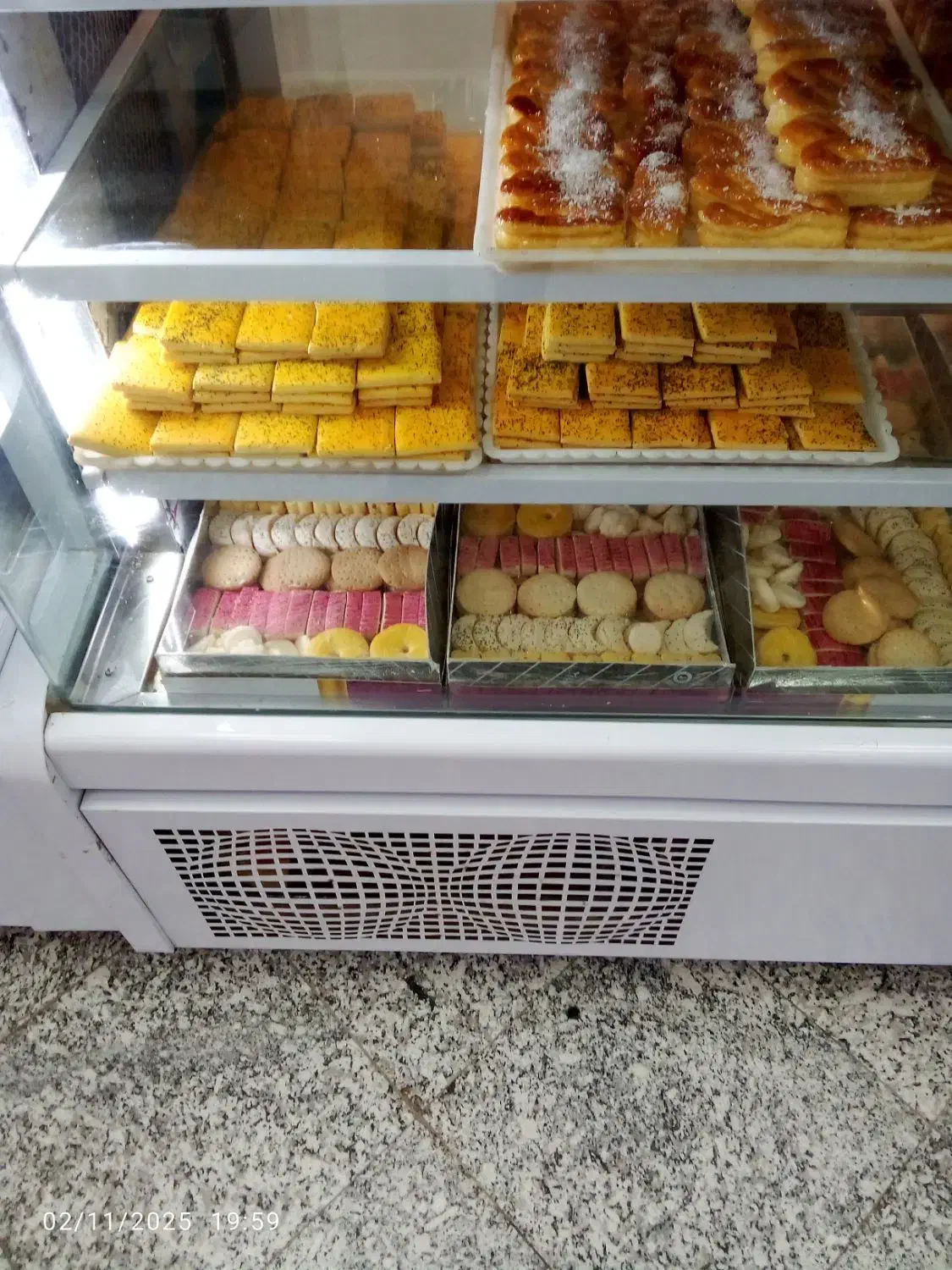 ارسال شیرینی به سراسر شهر واستان|خدمات پذیرایی، مراسم|بیرجند, |دیوار