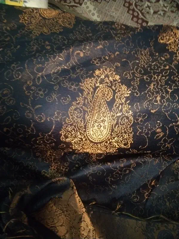 ترمه سوسن|رختخواب، بالش، پتو|کرمان, |دیوار