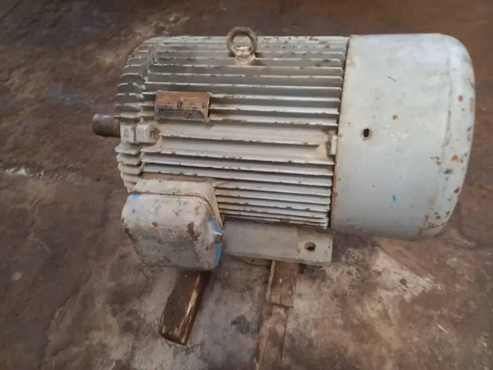 خریدوفروش الکتروموتور دینام گیربکس پمپ دستگاه|ماشین‌آلات صنعتی|تهران, شهرک شریعتی|دیوار