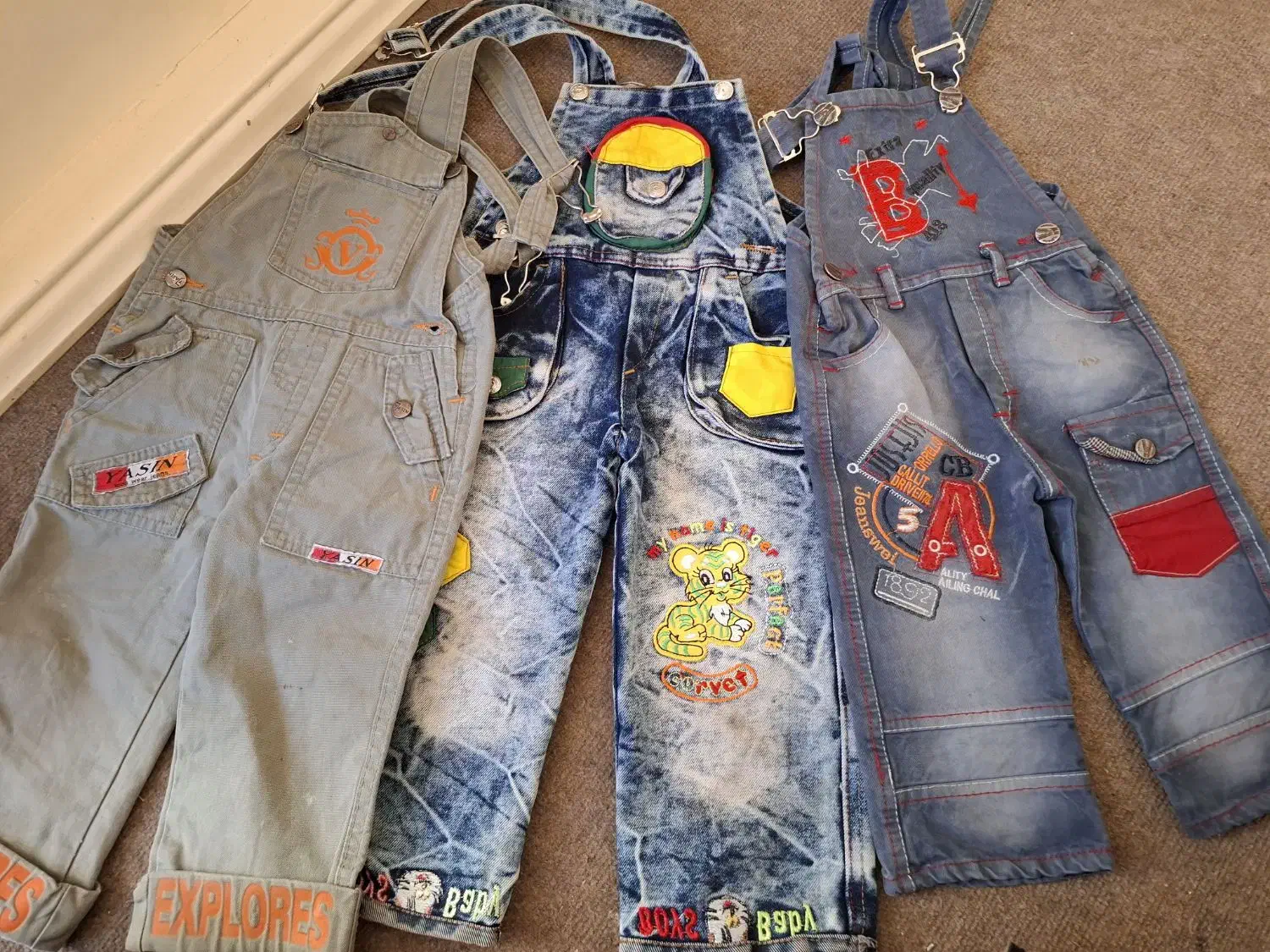 لباس نوزادی و بچه گانه فقط تا فردا این قیمت|کفش و لباس بچه|کرمان, |دیوار