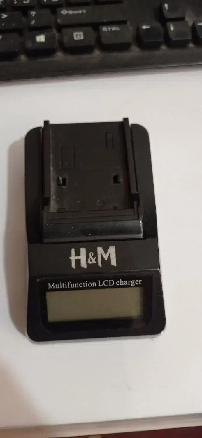 لوازم دوربین باطری ـ  شارژرـ|دوربین عکاسی و فیلم‌برداری|همدان, |دیوار