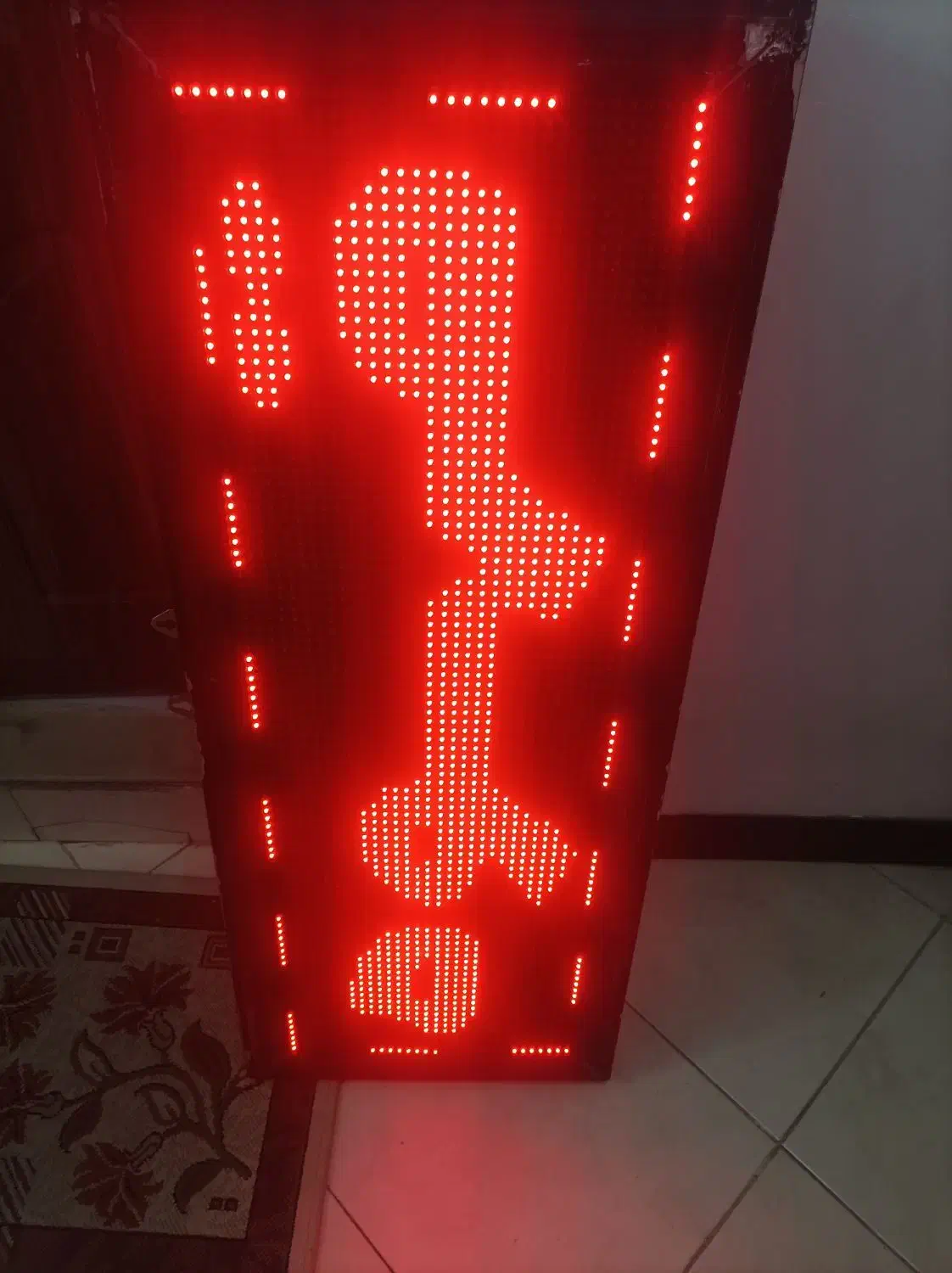 تابلو روان قرمز رنگ درجه یک|فروشگاه و مغازه|شیراز, بهارستان|دیوار