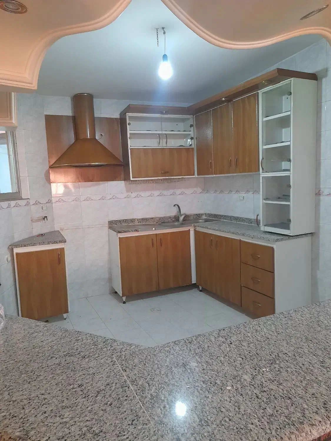 واحد100متری معلم  باهنر  معلم 22|فروش آپارتمان|ساری, |دیوار