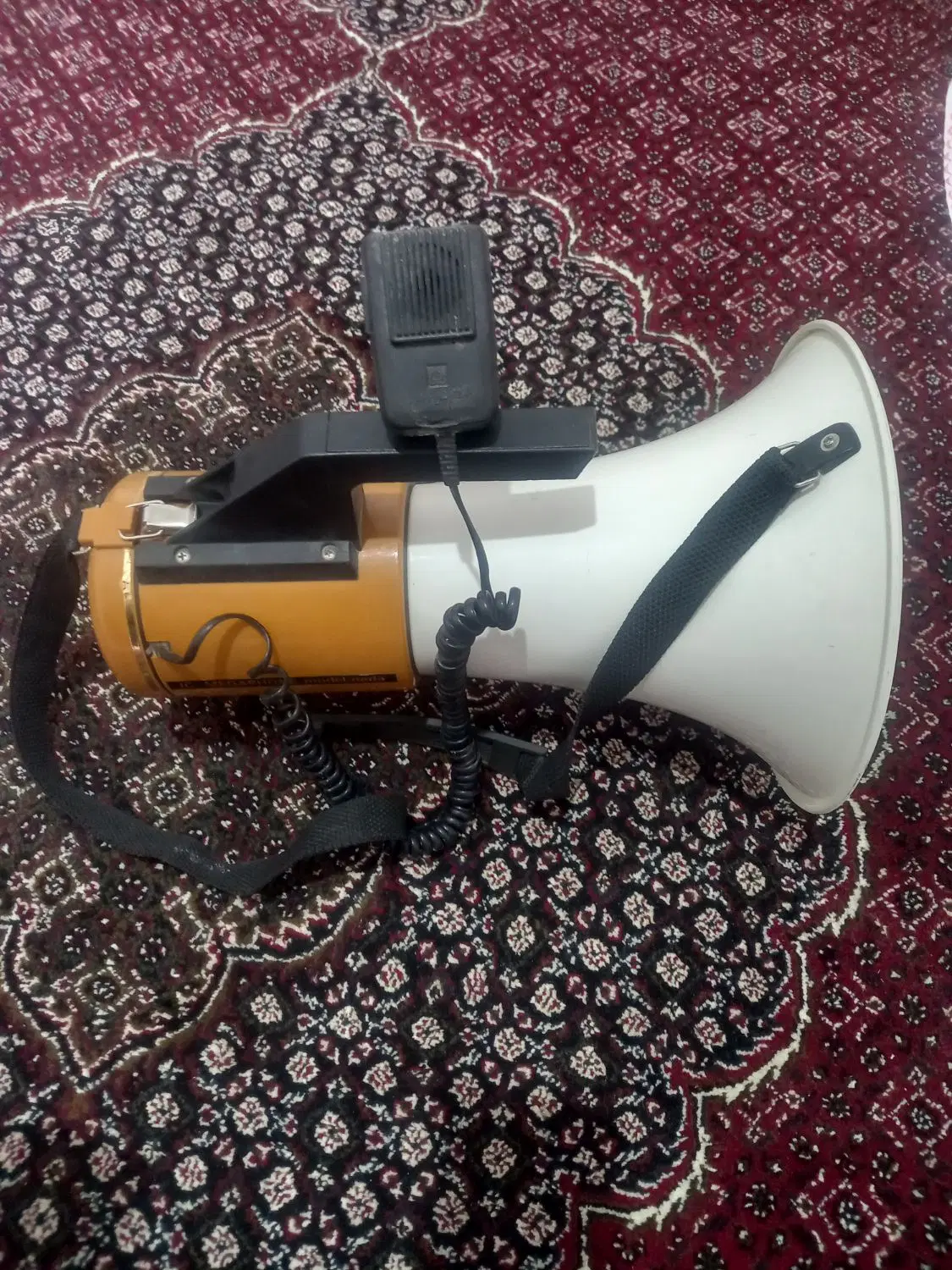 بلندگو|سیستم صوتی خانگی|بروجرد, |دیوار