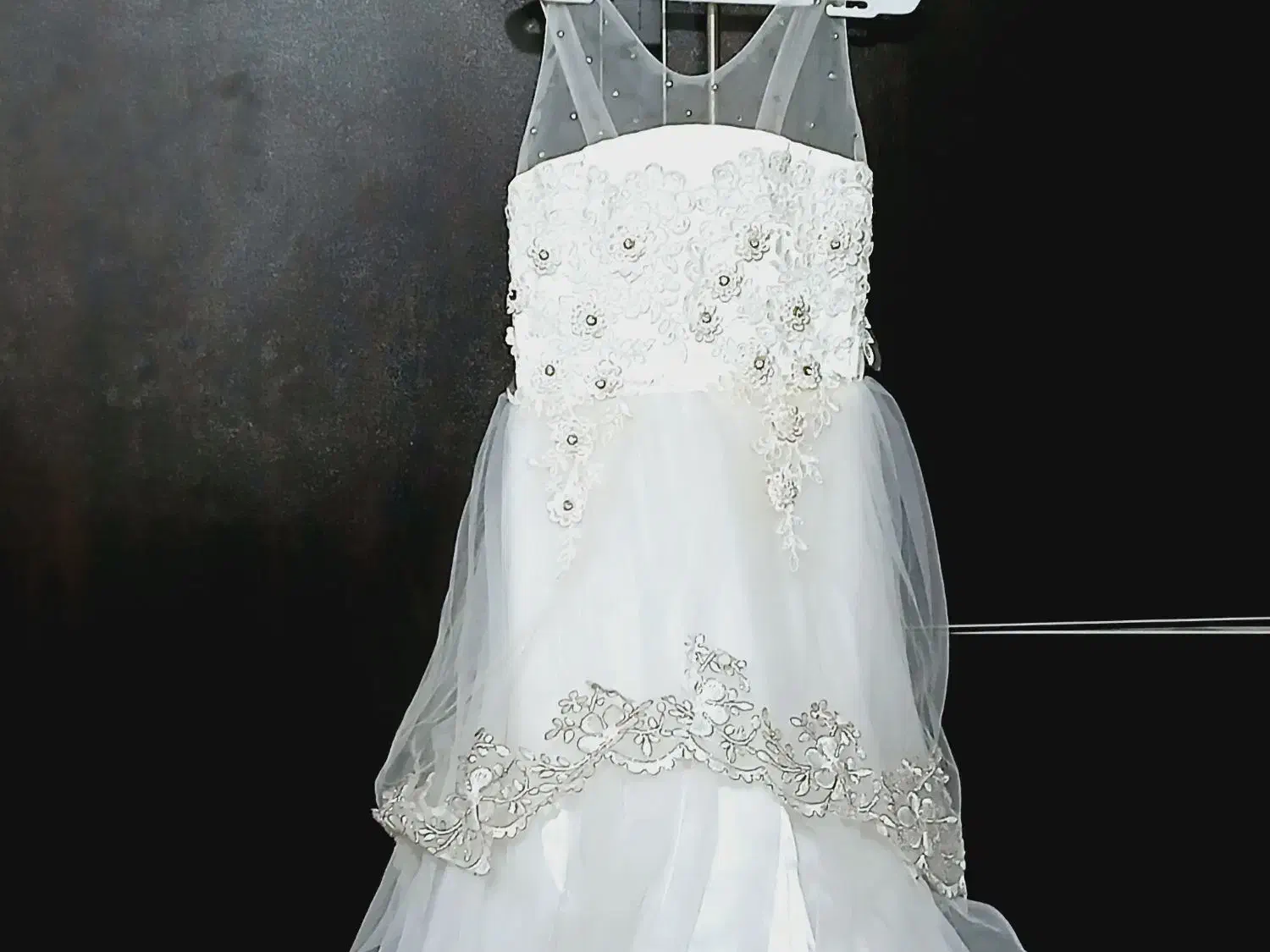 لباس عروس دخترانه خیلی زیبا|لباس|ایذه, |دیوار