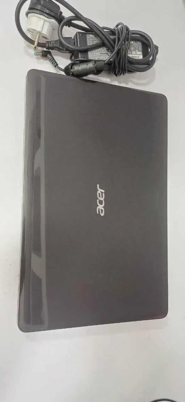 فروش یک عدد لبتاپ acer در حد نو و بسیار تمیز|رایانه همراه|گناباد, |دیوار