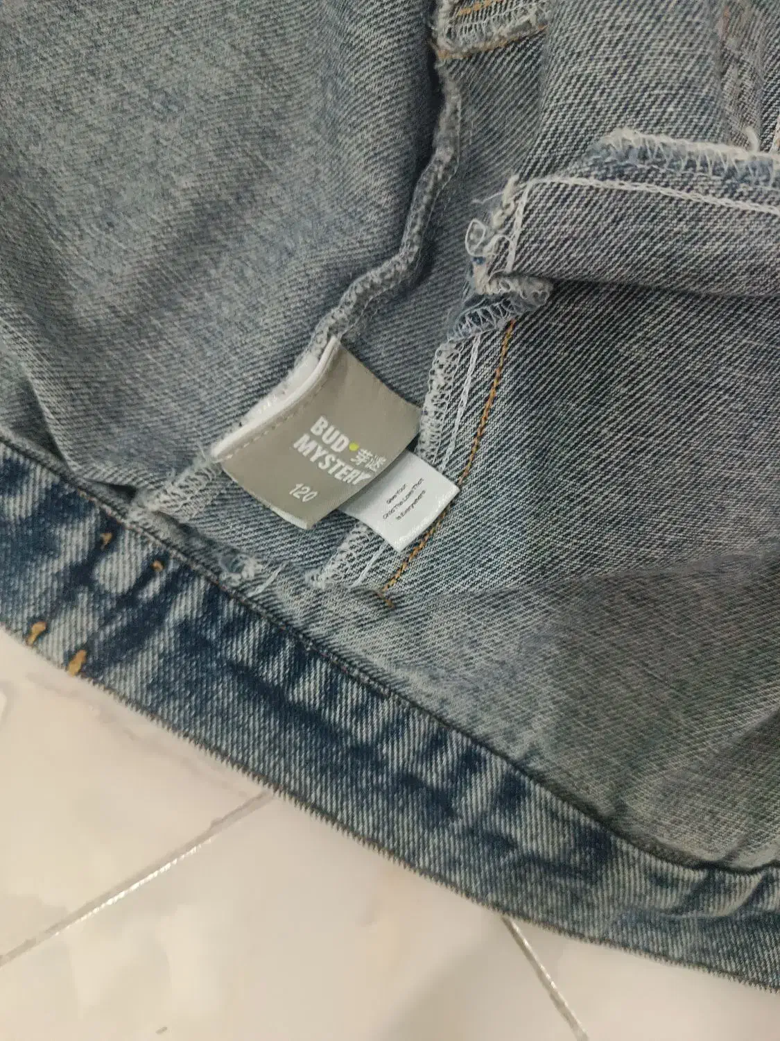 کت شلوار لی سایز از شش سال تا تقریباً هشت سال|کفش و لباس بچه|ساری, |دیوار