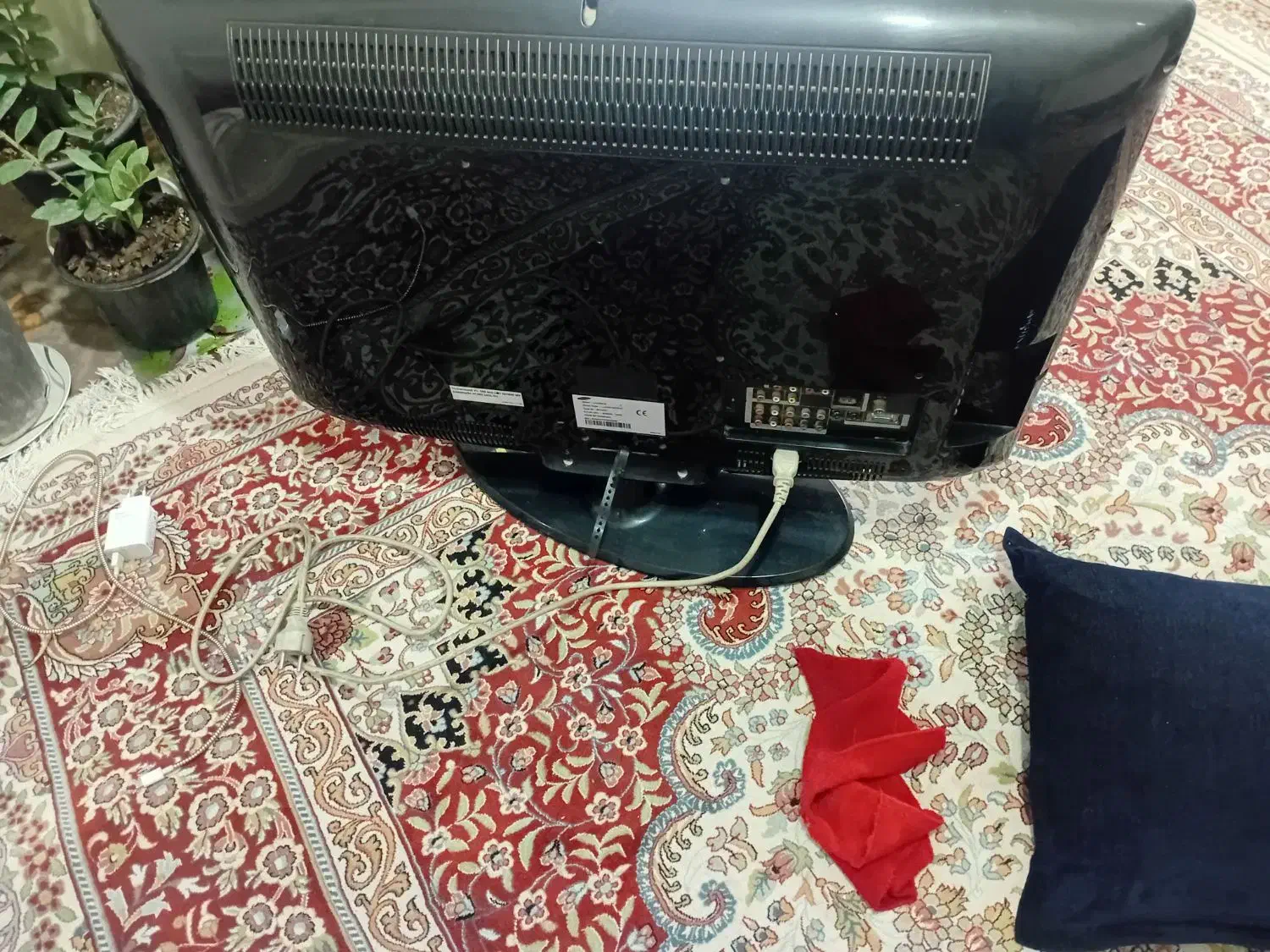 ال سی دی ۳۲ اینچ سالم|تلویزیون و پروژکتور|اسلامشهر, شهرک واوان|دیوار