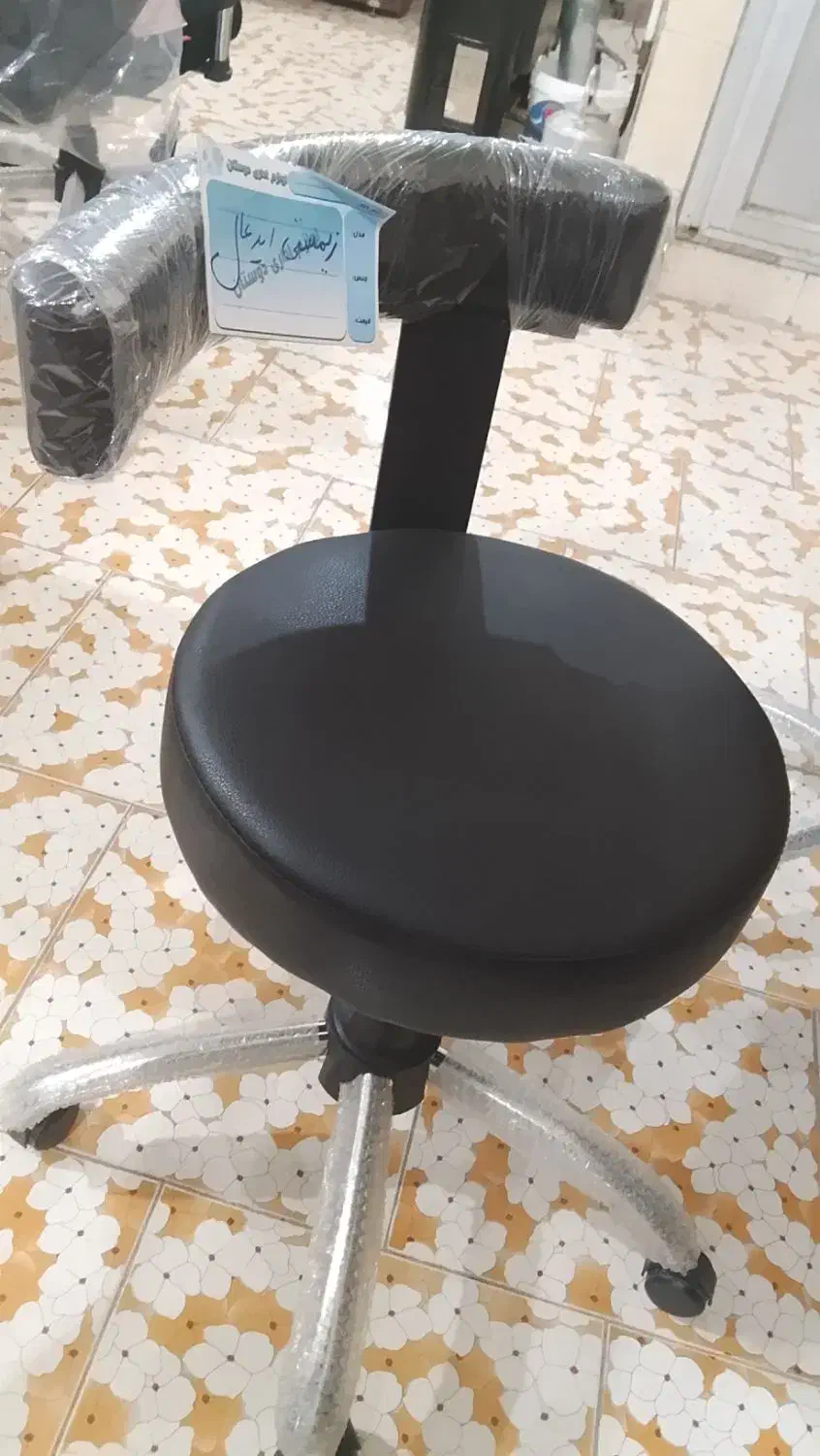 صندلی طبی سفید|دفتر کار|حمیدیا, |دیوار