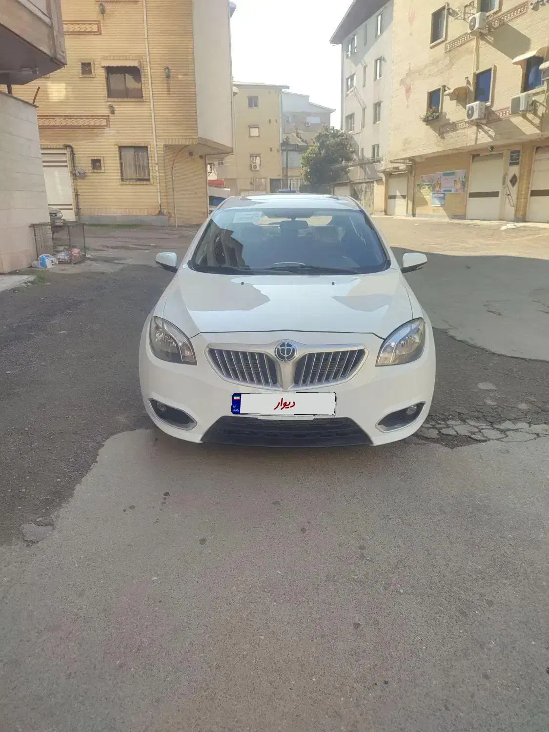 برلیانس 320 اتومات|خودرو سواری و وانت|رشت, استقامت ۱|دیوار