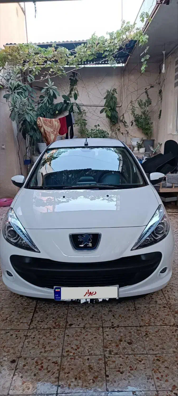 207تی یو تری|خودرو سواری و وانت|خرم‌آباد, |دیوار