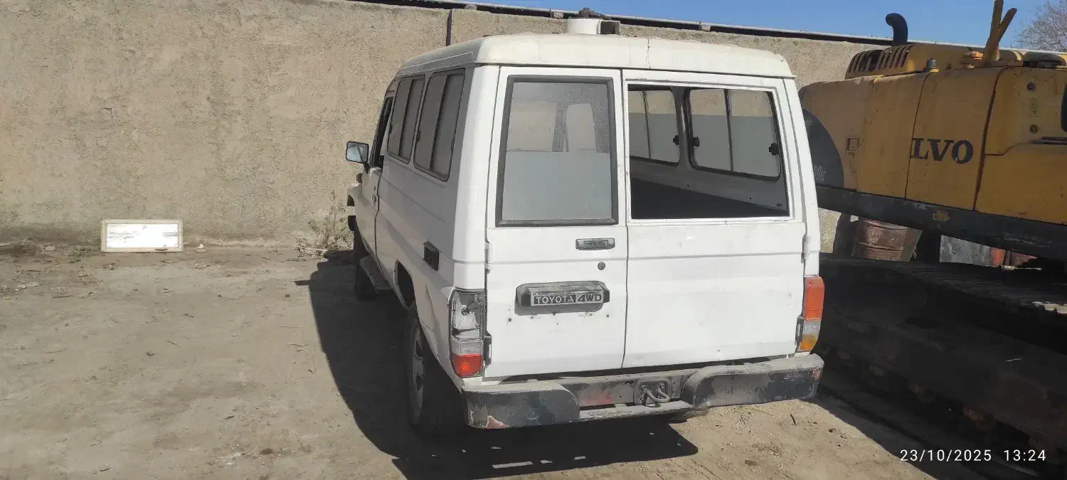 تویوتا لند کروز اتاق 70|خودرو سواری و وانت|رباط‌کریم, شهرک صنعتی نصیرآباد|دیوار