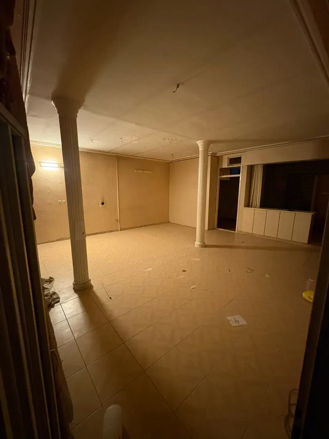 فروش منزل ۱۴۰ متری در بهترین نقطه اصفهان|فروش خانه و ویلا|اصفهان, نقش جهان|دیوار