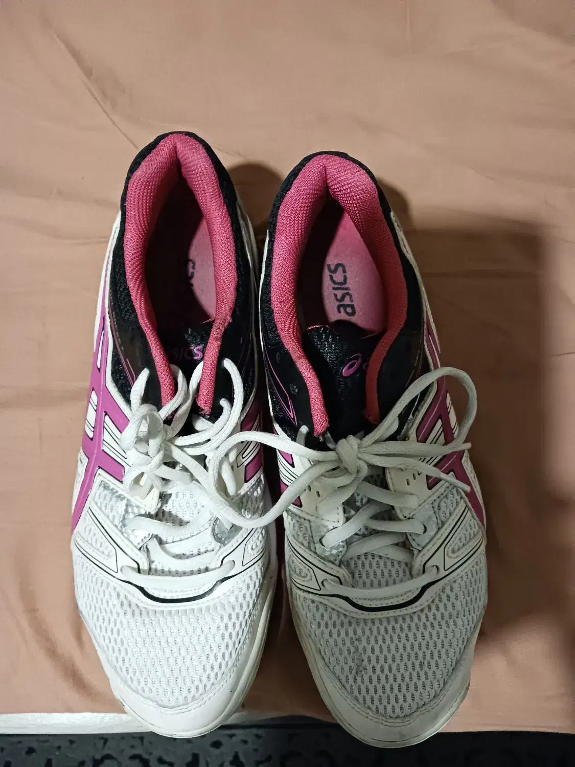 کتونی خارجی سایز ۳۹ تا ۴۰|کیف، کفش، کمربند|تهران, فردوس|دیوار