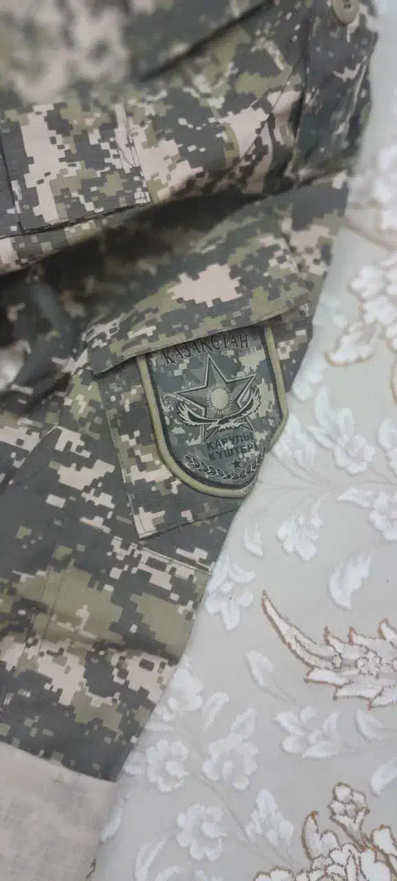 فروش عمده لباس نظامی دیجیتال سیمانی|لباس|خمین, |دیوار