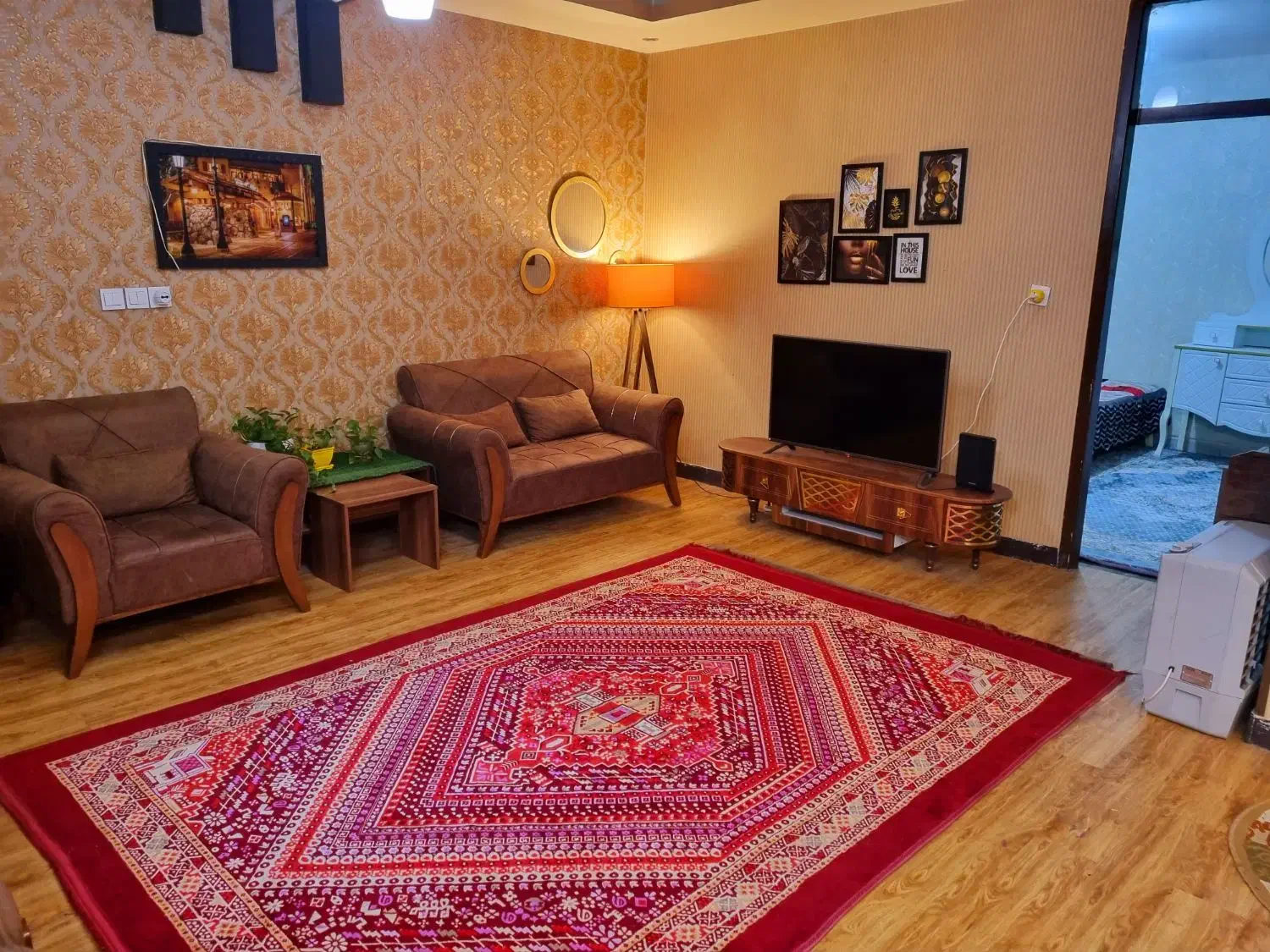 سویت آپارتمان لوکس باغ دریاچه لوکس و vip|اجارهٔ کوتاهمدت آپارتمان و سوئیت|اصفهان, باغ دریاچه|دیوار