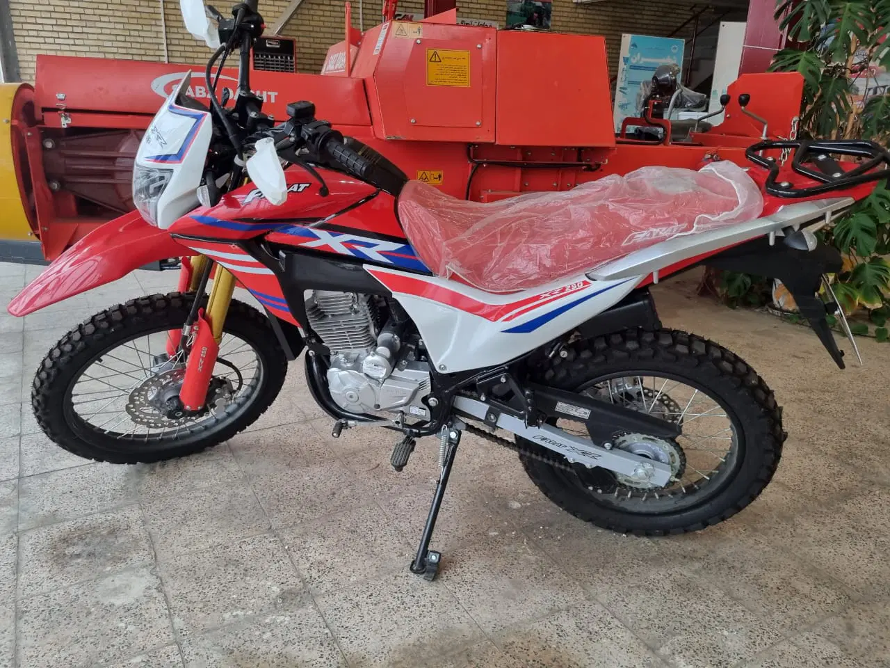 موتورسیکلت فلات XR 250 ABS|موتورسیکلت|تبریز, |دیوار