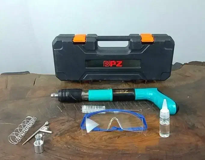 تفنگ میخکوب چاشنی خور با کیف و متعلقات|ابزارآلات|اردبیل, |دیوار