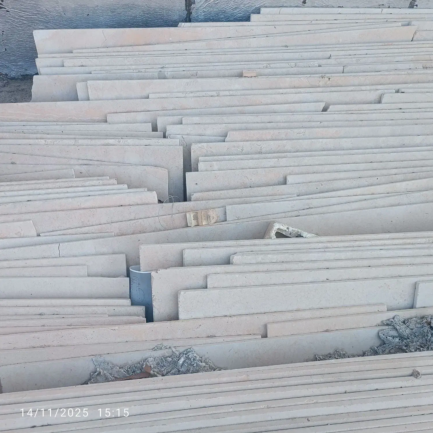 سنگ تراورتن  کرم|مصالح و تجهیزات ساختمان|بندر گناوه, |دیوار