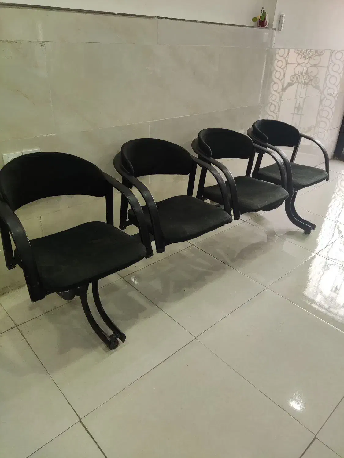 لوازم آرایشگاه|آرایشگاه و سالنهای زیبایی|گرگان, |دیوار