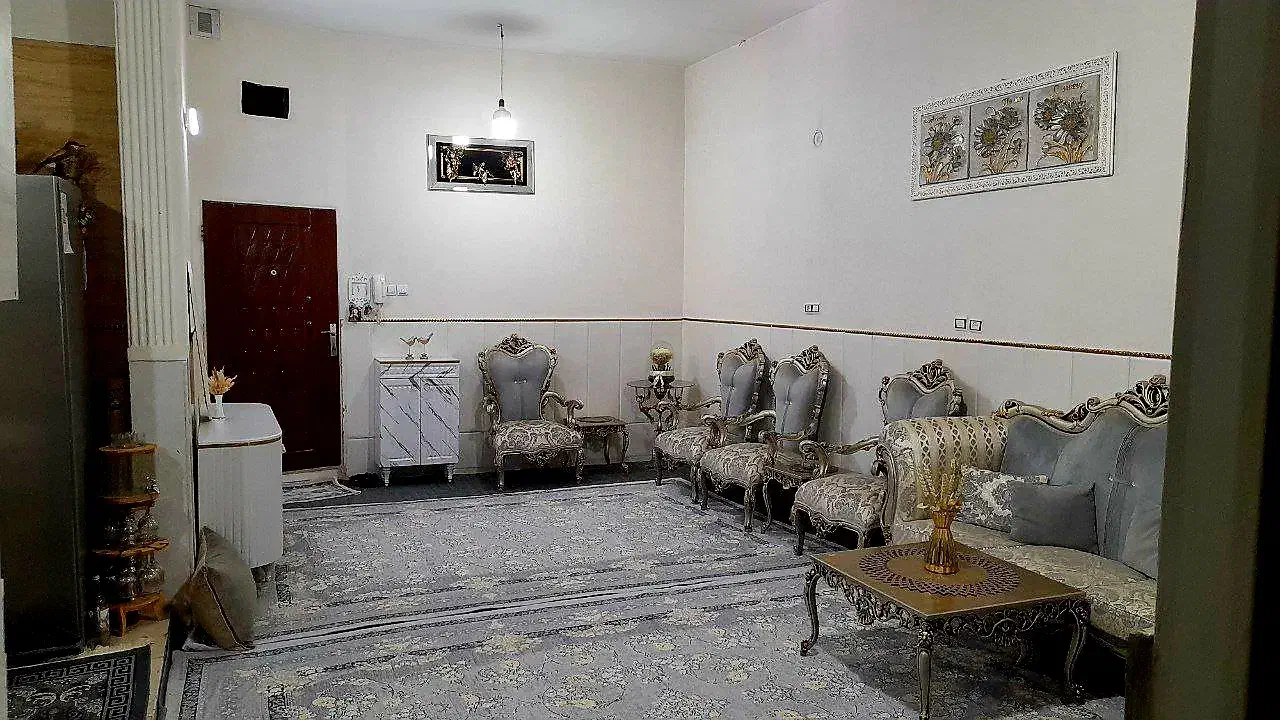 اجاره خانه ۸۰ متری در محله چمران (کوچه معلم)|اجارهٔ آپارتمان|نسیم‌شهر, |دیوار