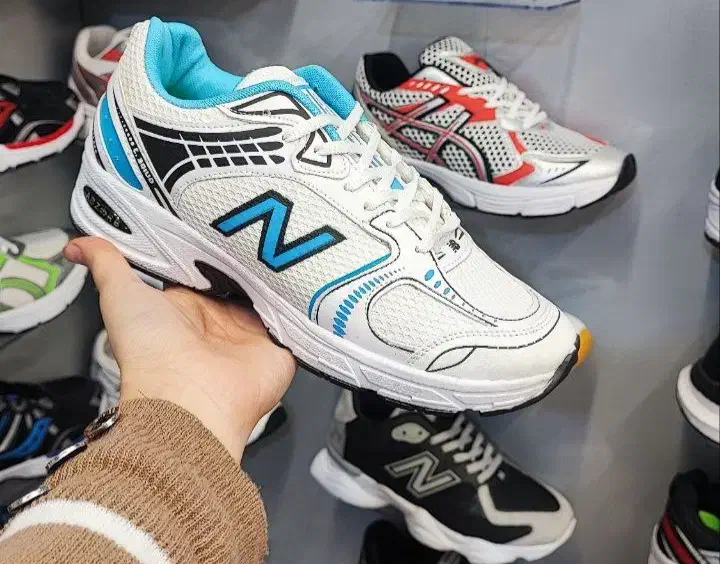 حراج حراج انواع کوش ژیر قیمت کل بازارهزرانتراز همه|کیف، کفش، کمربند|مریوان, |دیوار