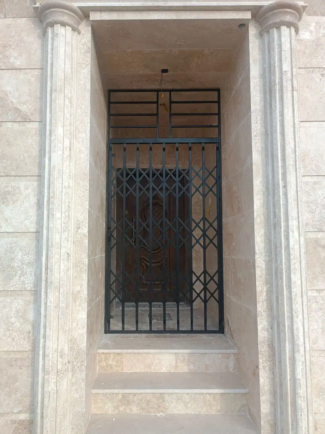 تولید کننده انواع حفاظ های آکاردئونی|خدمات پیشه و مهارت|گلپایگان, |دیوار