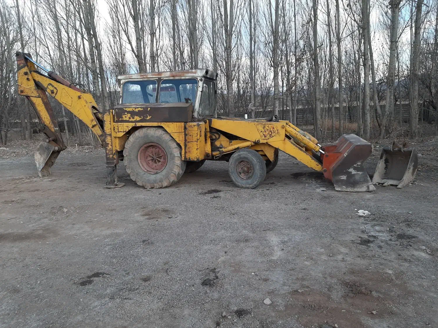 بیل بکو|خودرو سنگین|کوراییم, |دیوار