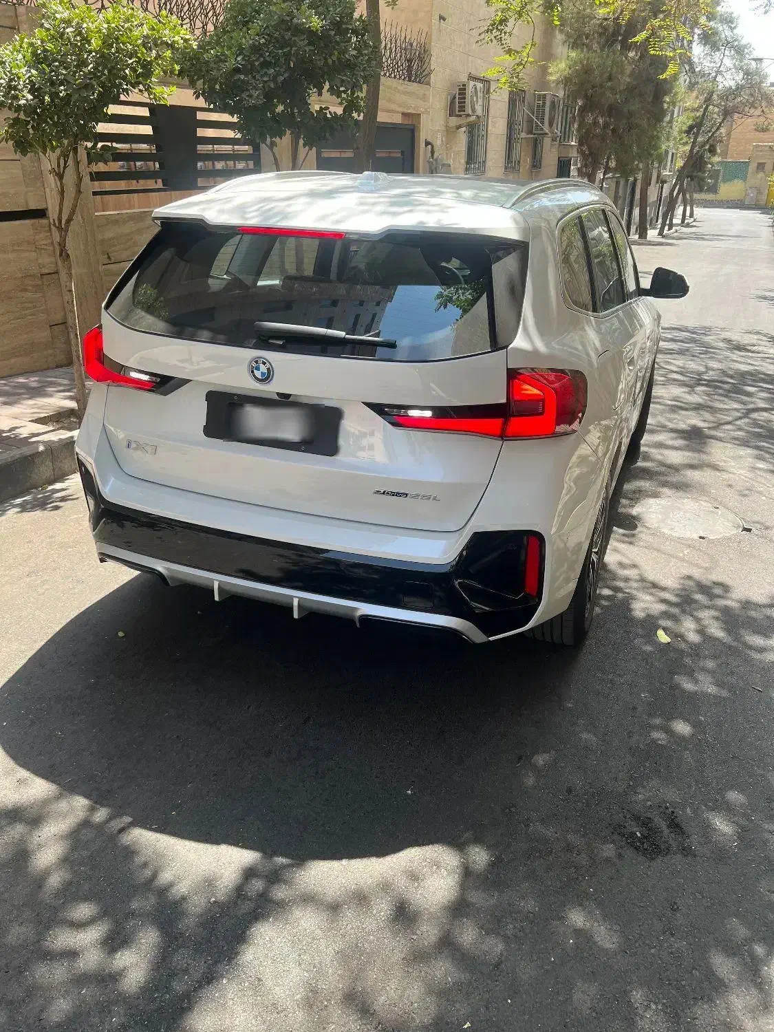 بی ام و Ix1|خودرو سواری و وانت|تهران, میرداماد|دیوار