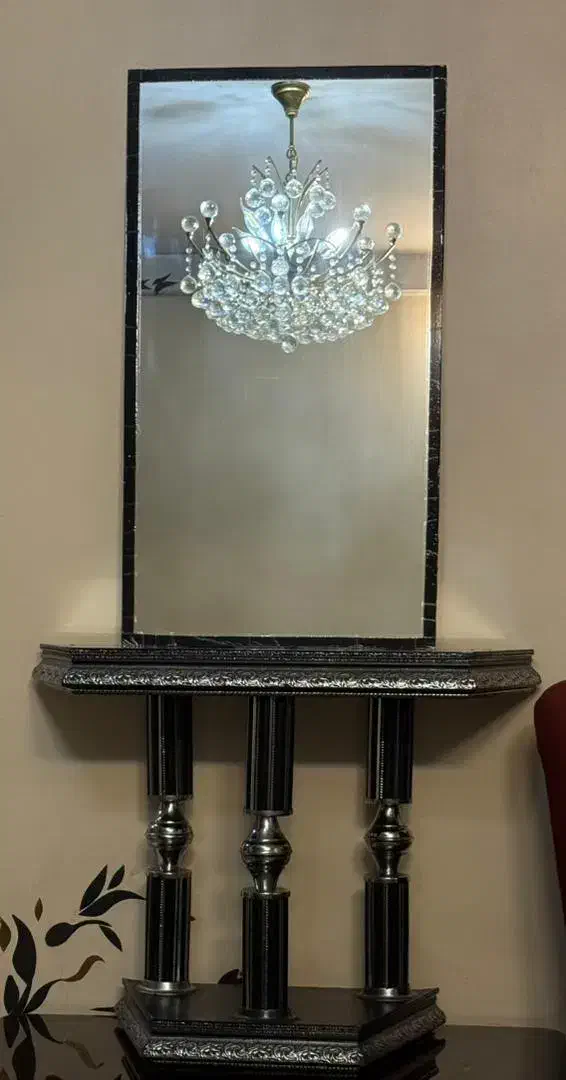 آیینه و میز|آینه|شهر ری, ظهیرآباد|دیوار