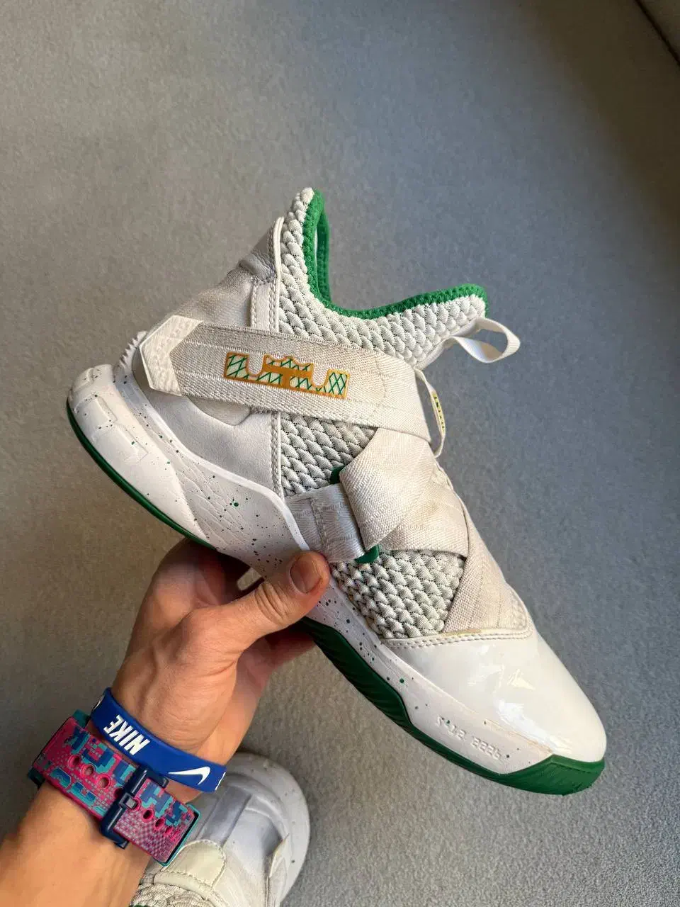 نایکی|کیف، کفش، کمربند|نسیم‌شهر, |دیوار