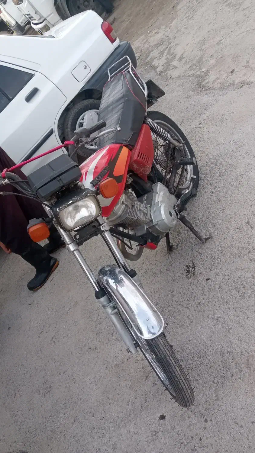 متور  125 مدل ۹۰|موتورسیکلت|همدان, |دیوار