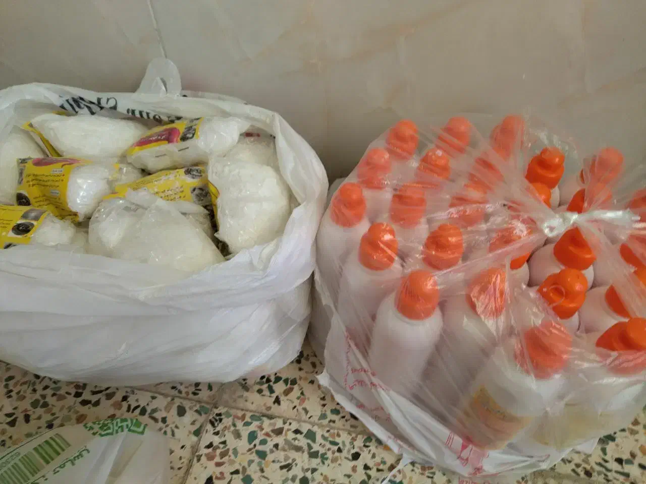 جرمگیر آرمان و پودر معجزه گر|مواد شوینده و دستمال کاغذی|بن, |دیوار