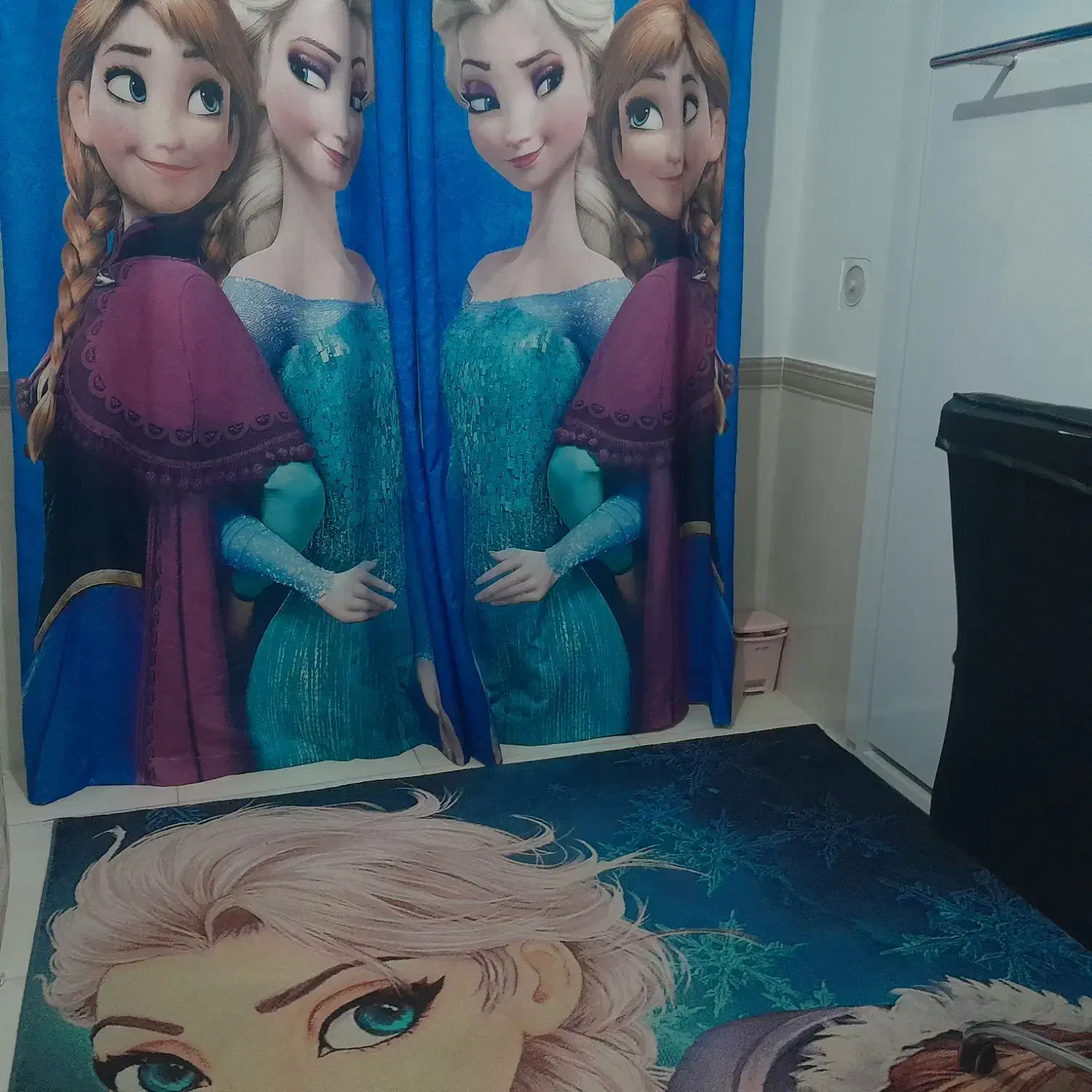 آگهی فروش فرش وپرده باهم|فرش|قروه, |دیوار