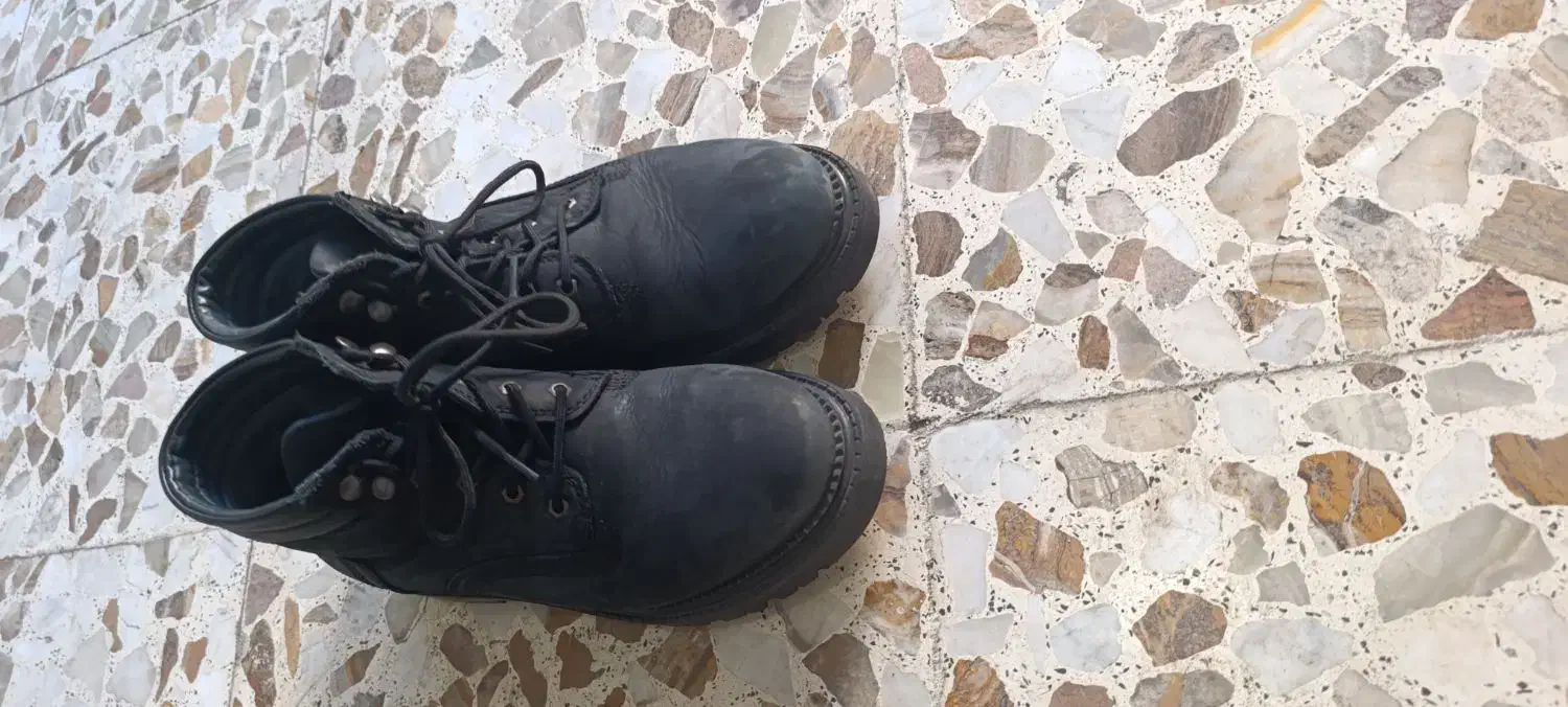 پوتین|کیف، کفش، کمربند|آستارا, |دیوار