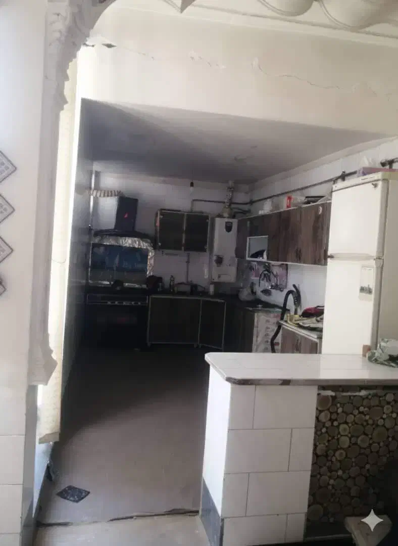 خانه بزرگ و خوش نقشه 170 متری|فروش خانه و ویلا|مرودشت, بیست متری بیمارستان|دیوار