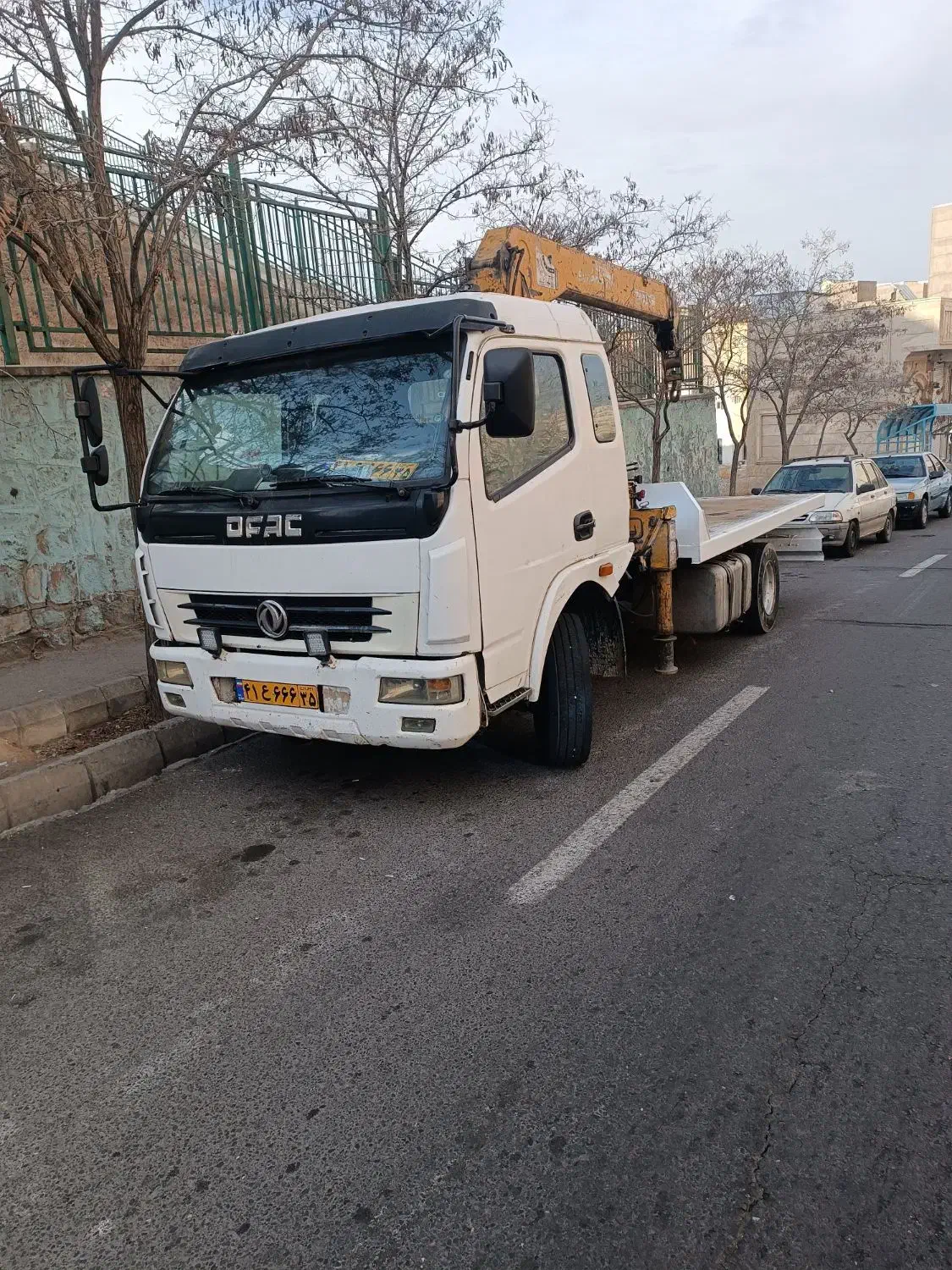 جرثقیل خاورکفی   ۳تن   شبانه روز    حمل به شهرستان|خدمات حمل و نقل|تبریز, |دیوار