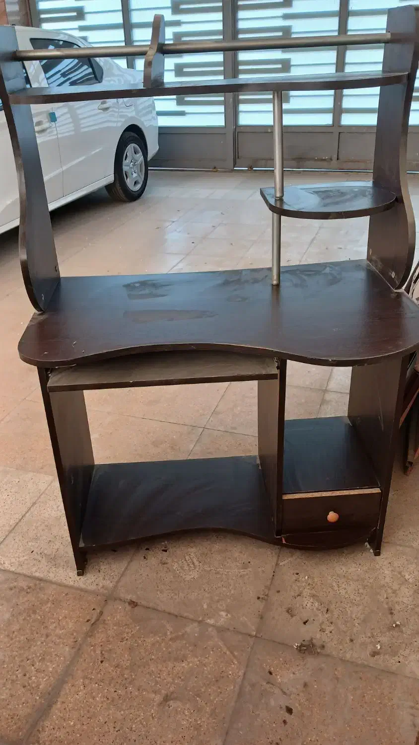 میز کامپیوتر و تحریر|میز تحریر و کامپیوتر|فلاورجان, |دیوار