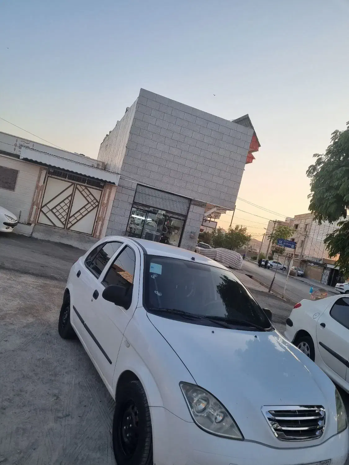 تیبا ۲ بدون رنگ ضربه|خودرو سواری و وانت|دوگنبدان, |دیوار