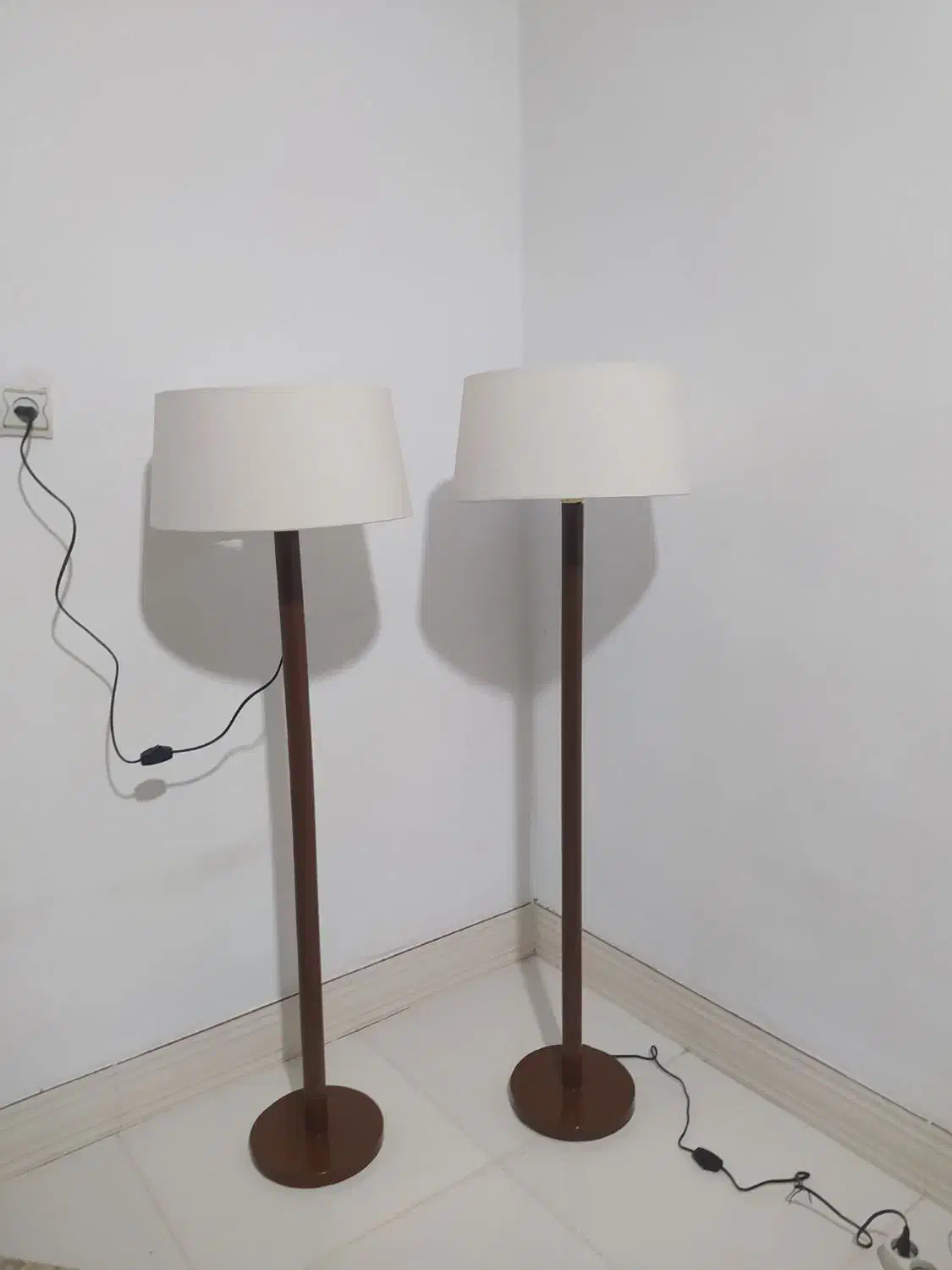 آباژور ایستاده چوبی شیک نو|چراغ خواب و آباژور|کرمانشاه, |دیوار