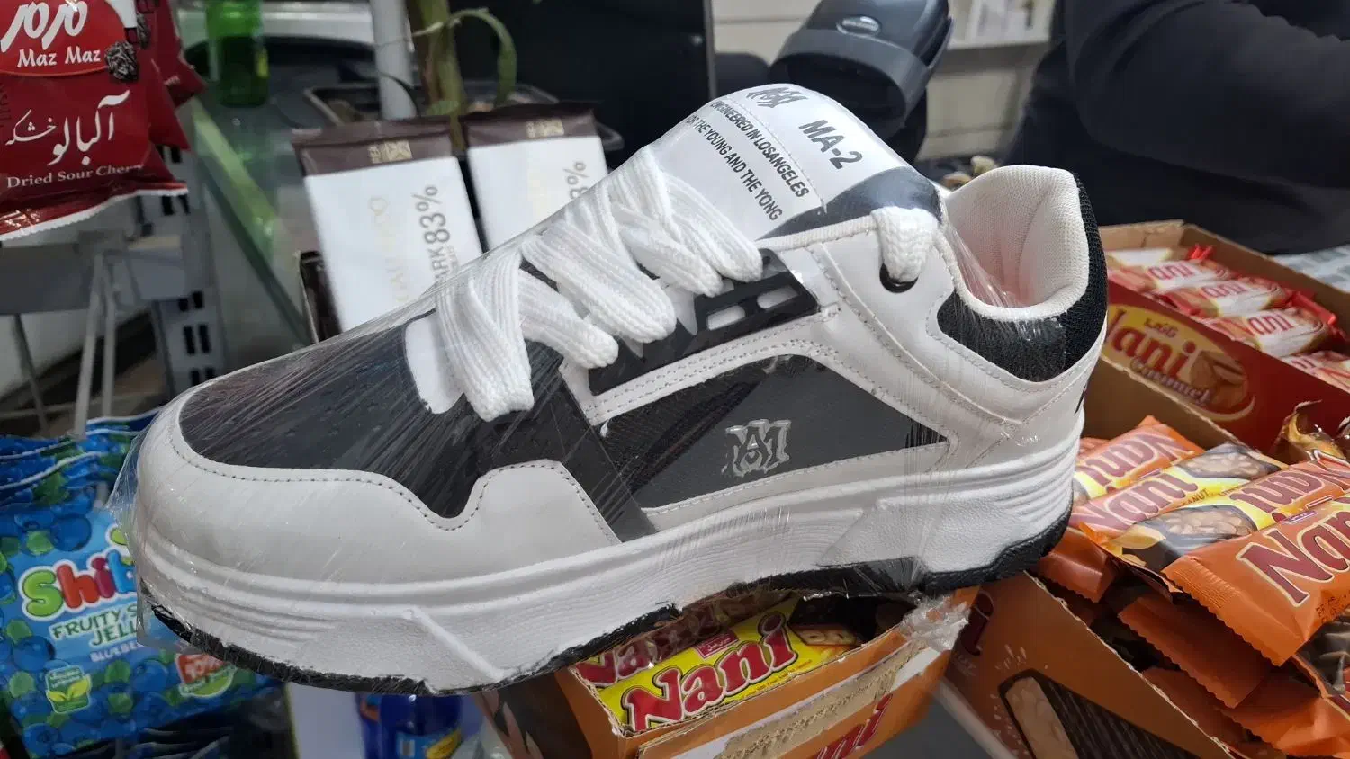 کفش لویوی ویتون|کیف، کفش، کمربند|مراغه, |دیوار