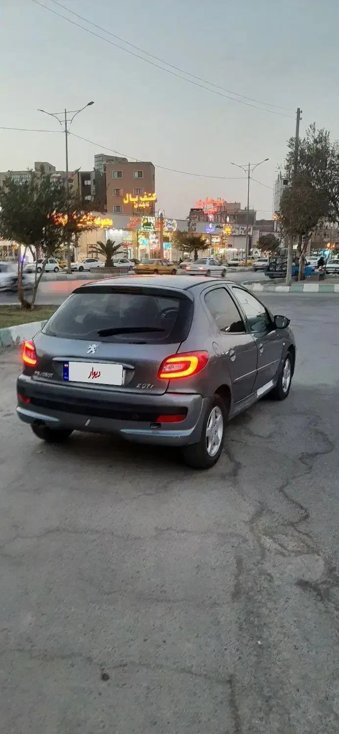 207 مدل ۹۰|خودرو سواری و وانت|کرمان, |دیوار