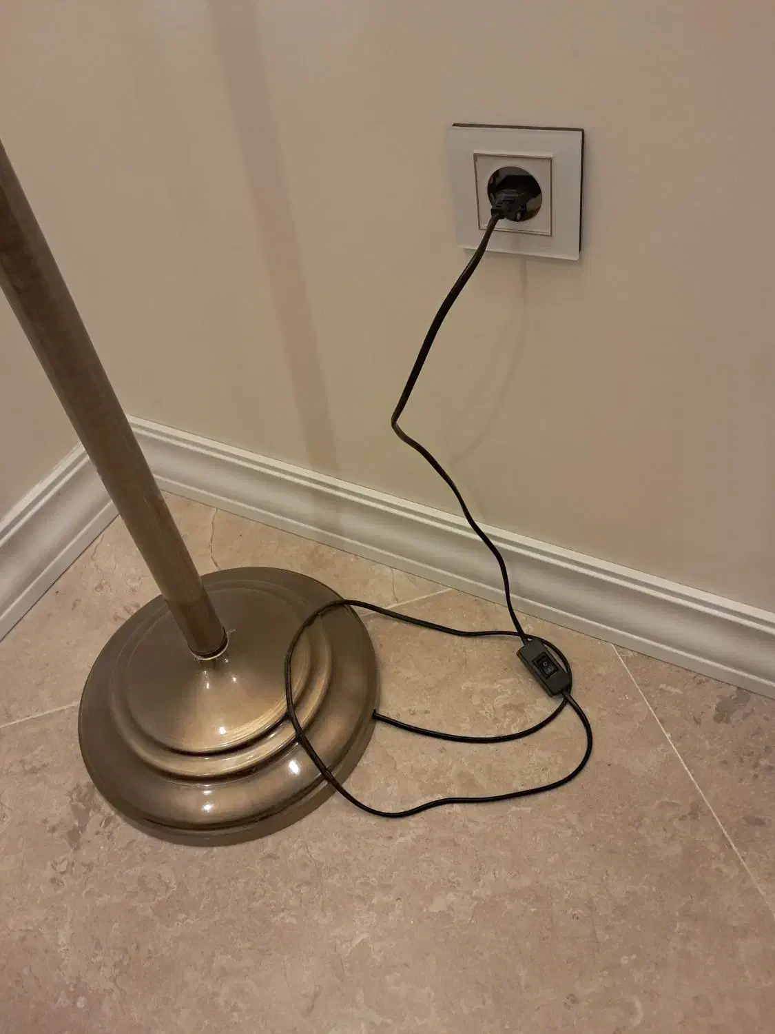 آباژور سالنی رنگ آنتیک|چراغ خواب و آباژور|تهران, جنتآباد مرکزی|دیوار