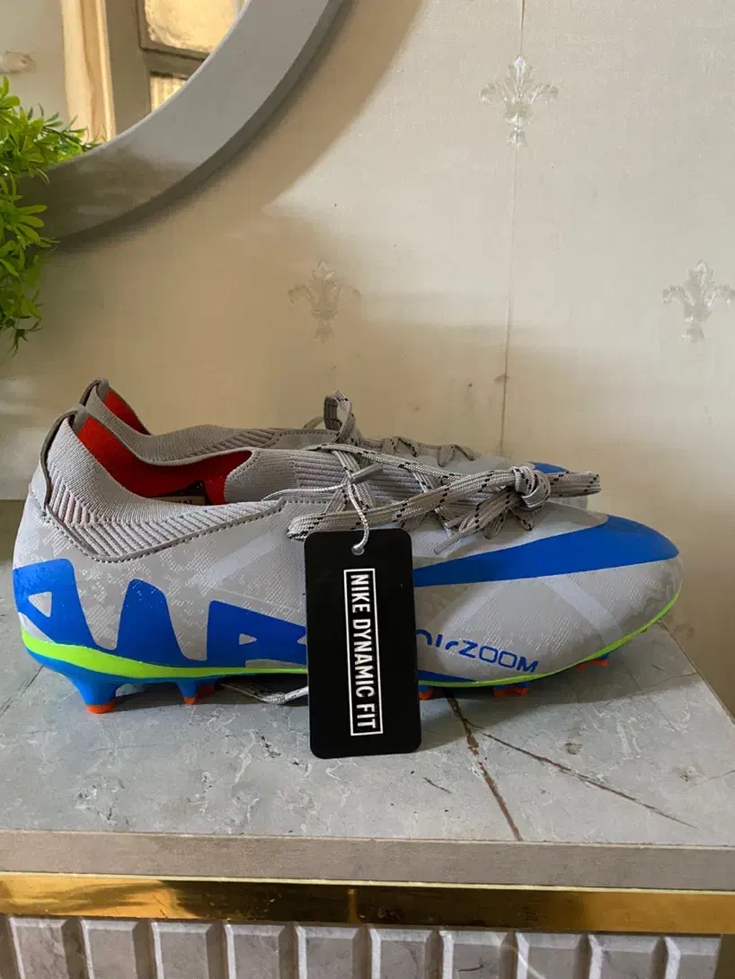 استوک برند نایکی نو نو ویتنامی|کیف، کفش، کمربند|تهران, قصر فیروزه ۱|دیوار