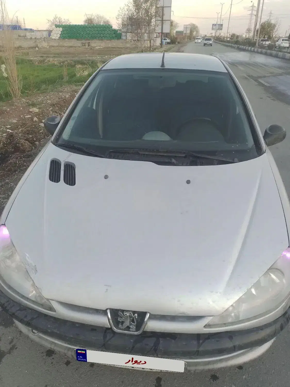 206تیپ 2|خودرو سواری و وانت|چهارباغ, |دیوار