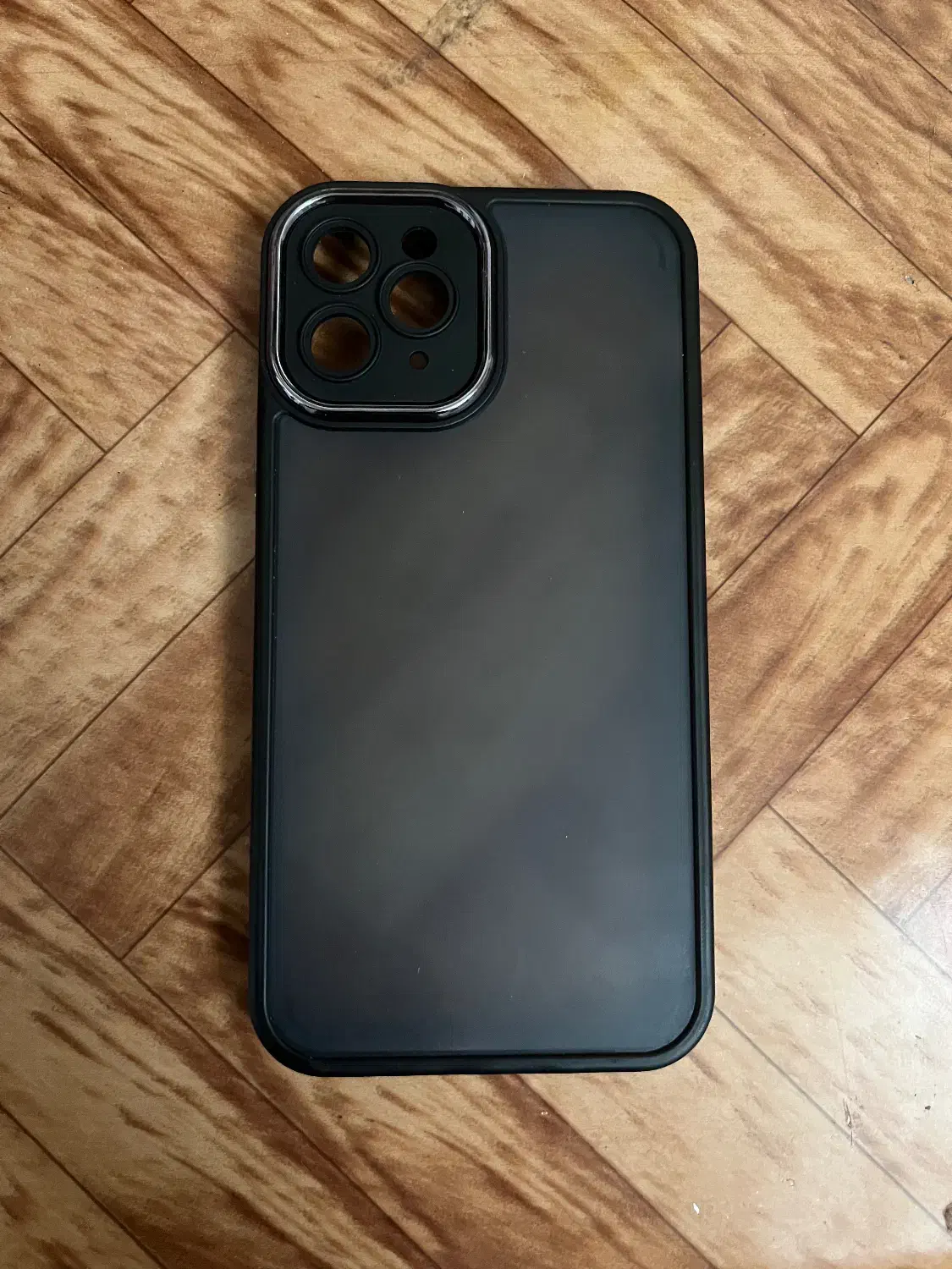 ۲ عدد قاب آیفون ۱۱ پرو کاملا سالم و تمیز|لوازم جانبی موبایل و تبلت|قزوین, |دیوار