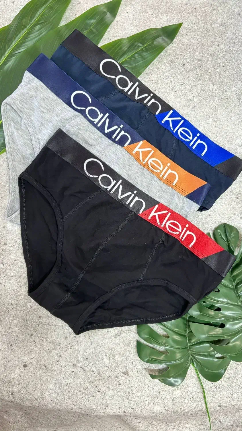 شورت کلوین کلیین|لباس|اصفهان, سرچشمه|دیوار