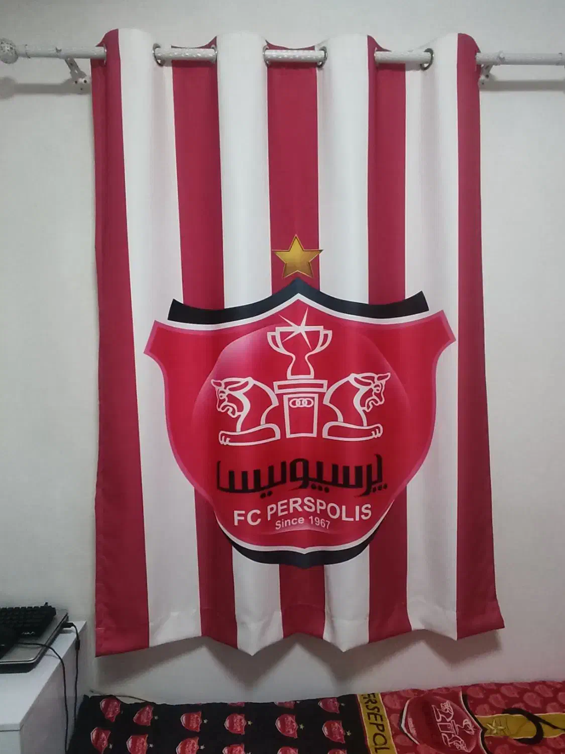 روتختی به همراه پرده|سرویس روتختی|رشت, یخسازی|دیوار